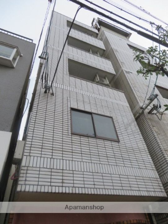 ビルシャナ柳通の外観