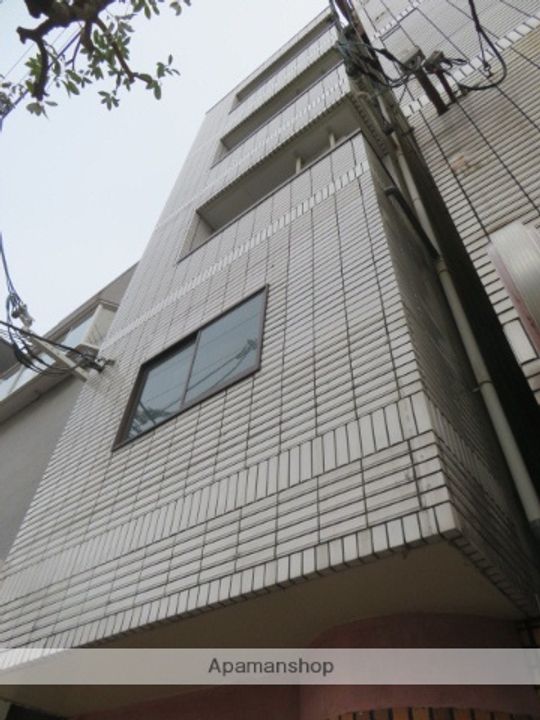 ビルシャナ柳通の外観