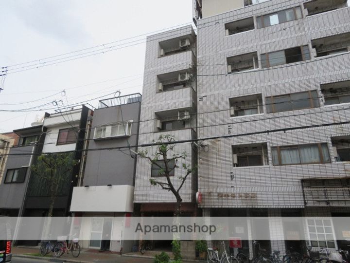 ビルシャナ柳通の外観