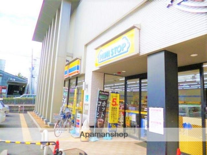 ビルシャナ柳通の周辺