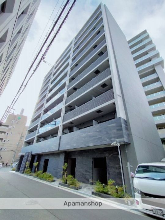 ファーストフィオーレ京橋ブレイニーの外観