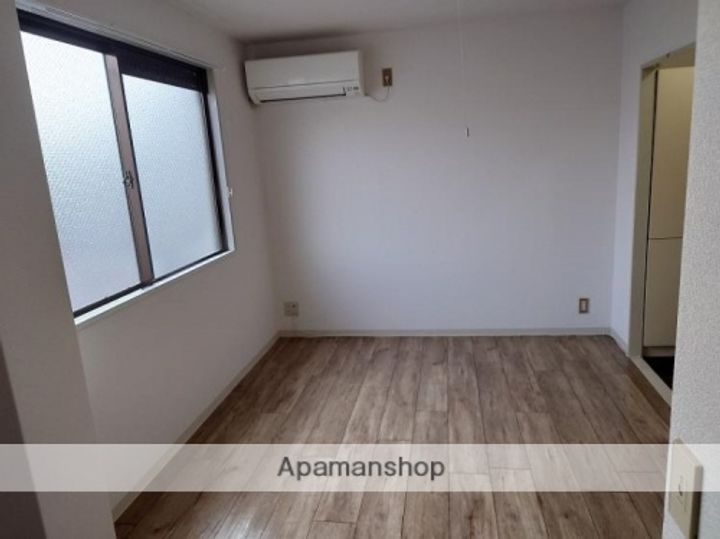 朝日橋ノーブルハイツの居間