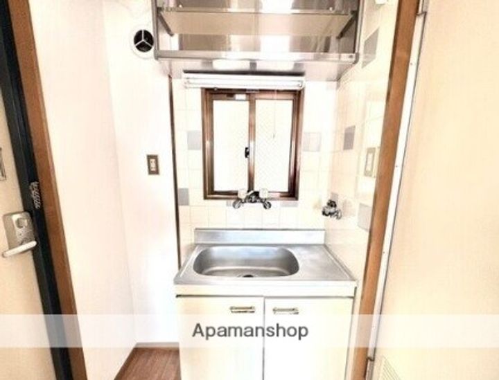 リバティー中央のキッチン