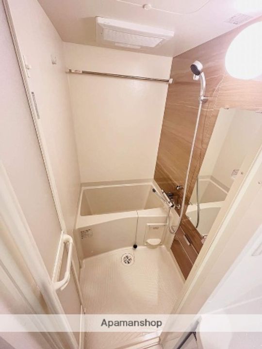 ワールドアイ都島高倉町(旧 都島高倉町NOAH)の風呂