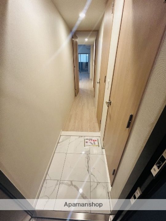 リビオメゾン新大阪の玄関