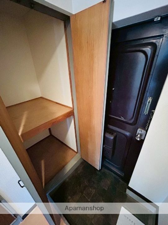 チェリーハイム都島の玄関