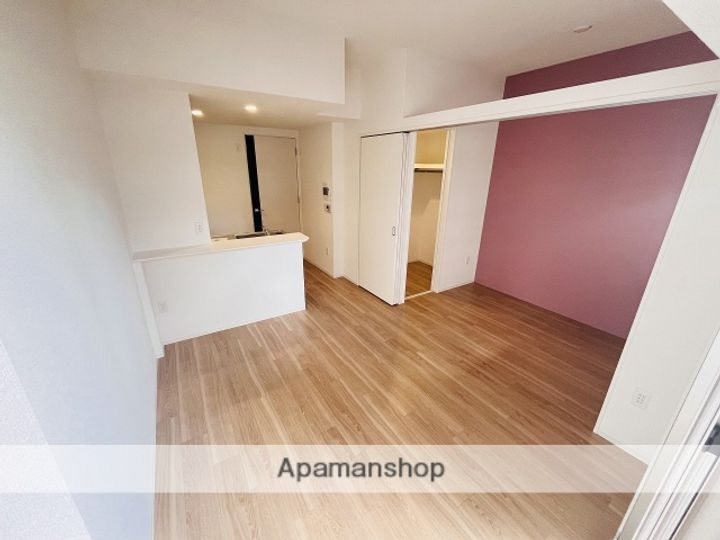 セレニテ新大阪グランデ ミリューの居間