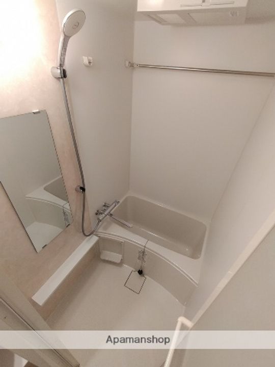 エスリード新大阪ザ・プレミアEASTの風呂