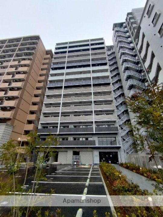 エスリード新大阪ザ・プレミアEASTの外観