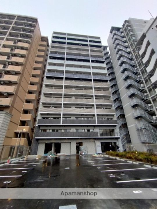 エスリード新大阪ザ・プレミアEASTの外観