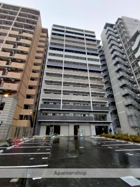 エスリード新大阪ザ・プレミアEASTの外観