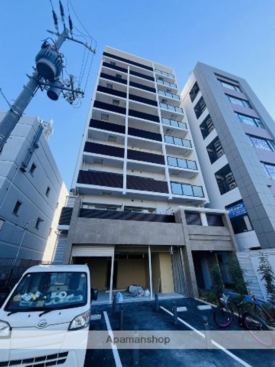 LU・RARA諸口の外観