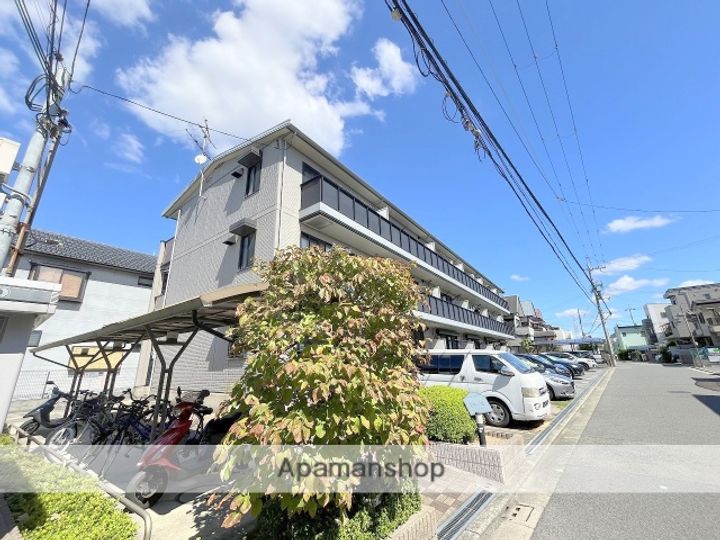 大阪府堺市北区長曽根町の賃貸アパートの外観