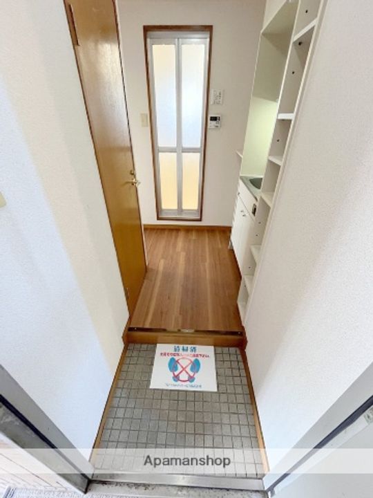 シャルマンフジ北花田の玄関