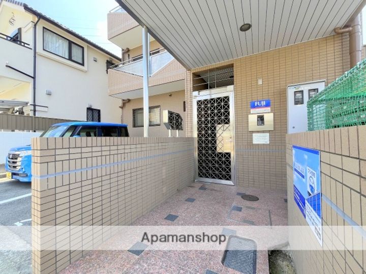 シャルマンフジ北花田の外観