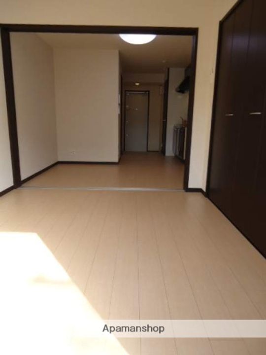 REGINA.I 7番館203の内装