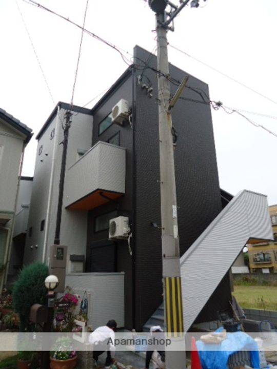 アンビエント緑が丘の外観
