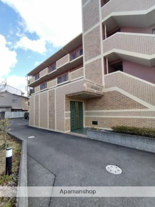 大阪府堺市北区北花田町2丁の賃貸マンションの外観