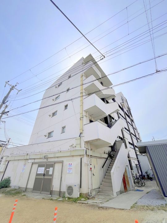 大阪府堺市北区東浅香山町2丁の賃貸マンションの外観