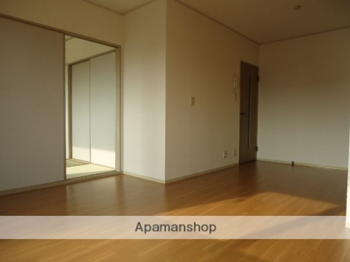 センチュリーコート(出島町)の内装