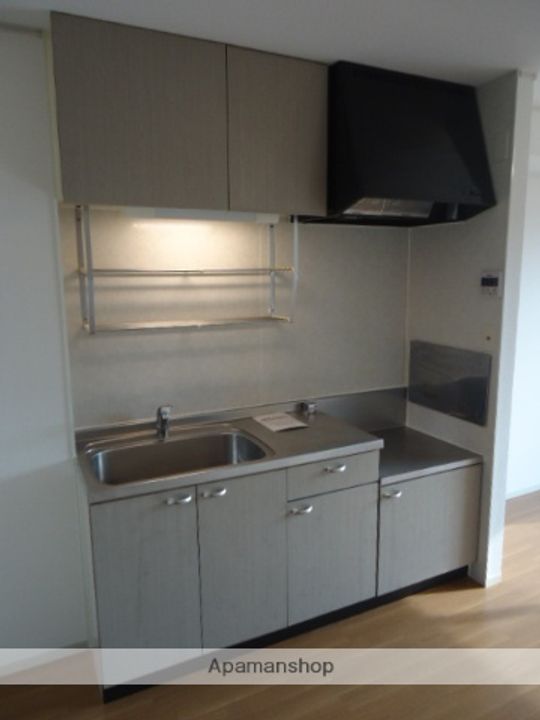 センチュリーコート(出島町)のキッチン