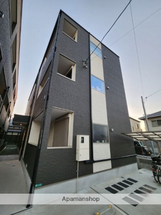 ドルチェ石津の外観