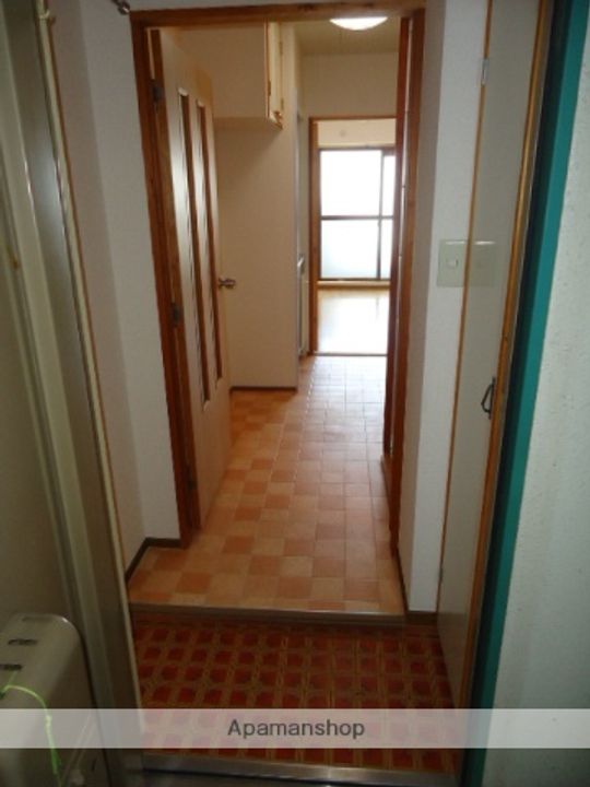 クリアサカイ壱番館506の玄関