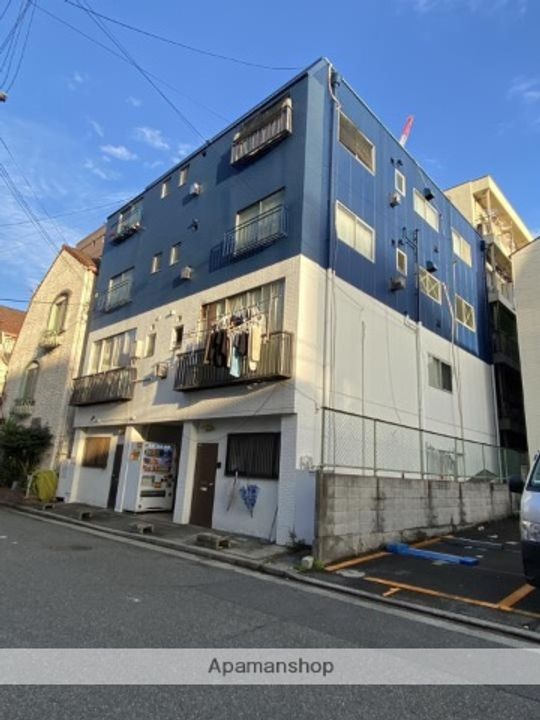 大栄マンションの外観