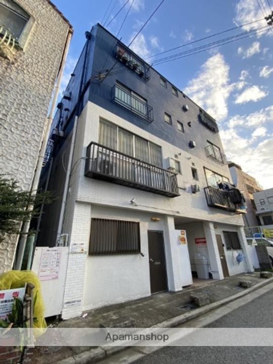 大栄マンションの外観