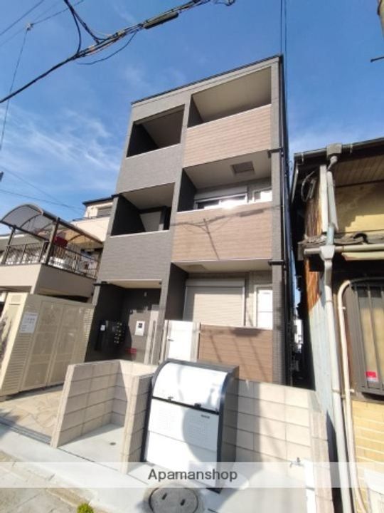 大阪府堺市堺区北半町西の賃貸アパートの外観