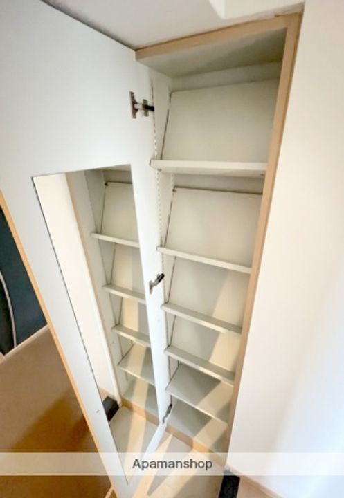 大阪府堺市西区鳳東町4丁(マンション)の賃貸物件の内装