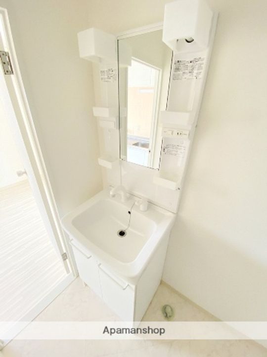 大阪府堺市北区中百舌鳥町6丁の賃貸マンションの内装