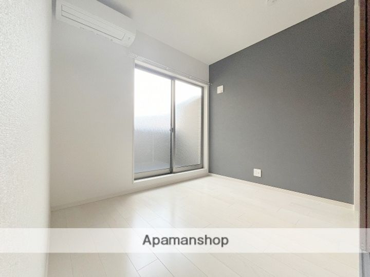 大阪府堺市西区浜寺元町3丁の賃貸アパートの内装