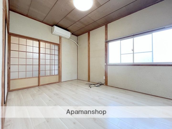 北条文化の内装