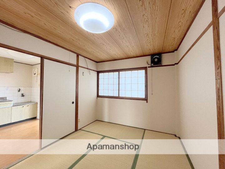 大栄マンションの内装
