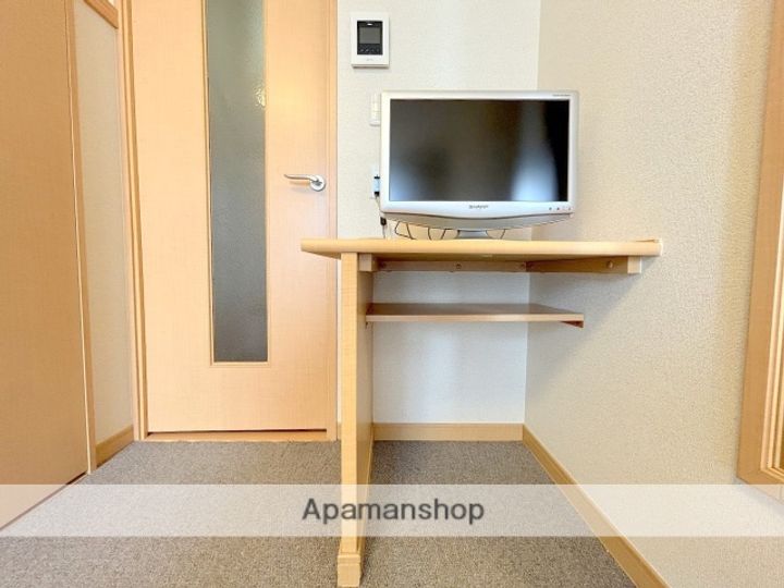 大阪府堺市堺区緑町1丁の賃貸アパートの内装