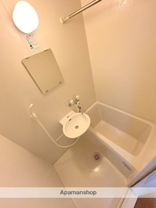 大阪府堺市堺区緑町1丁の賃貸アパートの風呂