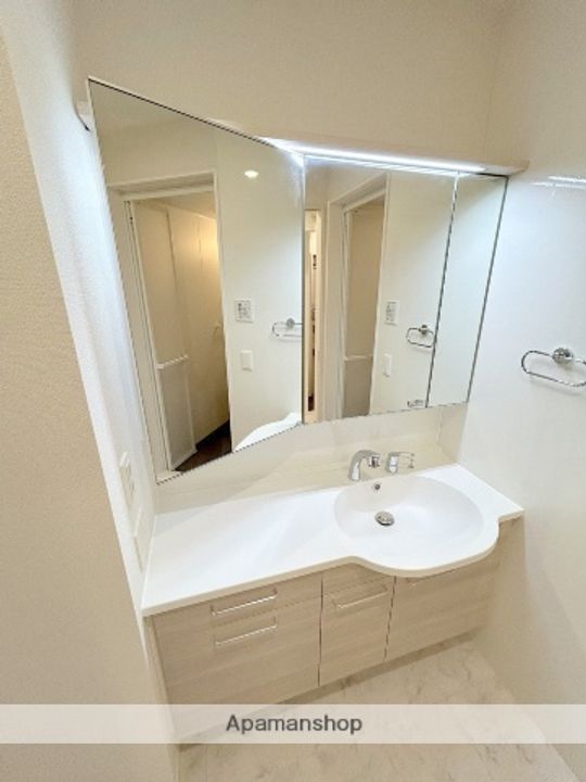 大阪府堺市北区北花田町1丁の賃貸マンションの内装