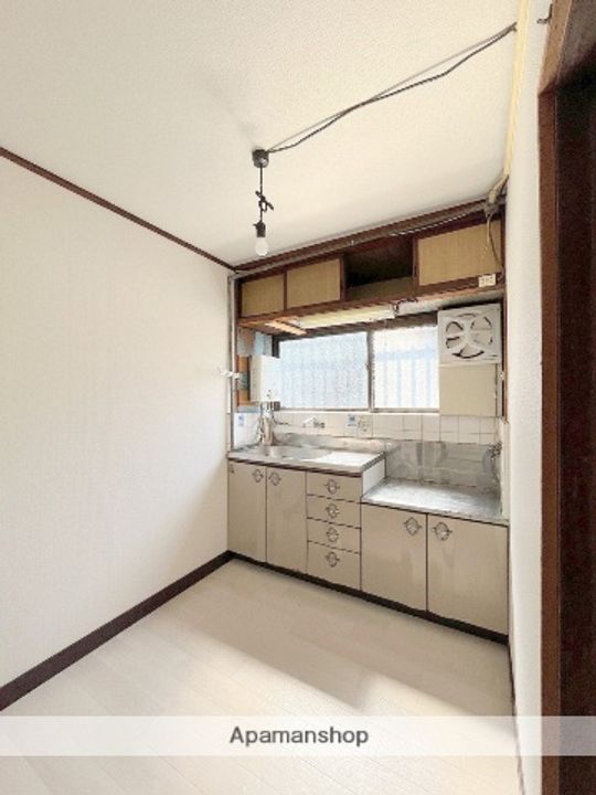 大阪府堺市西区鳳中町9丁(一戸建)の賃貸物件のキッチン