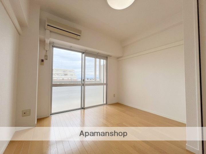 ラ・ビオラの居間