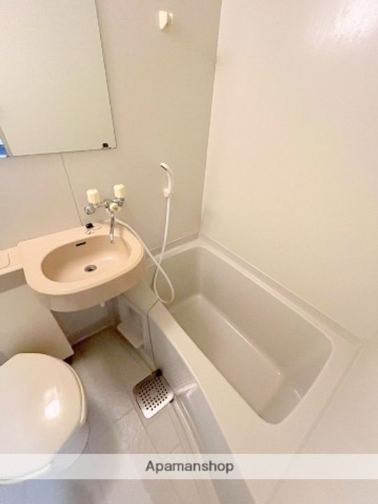 ラ・ビオラの風呂