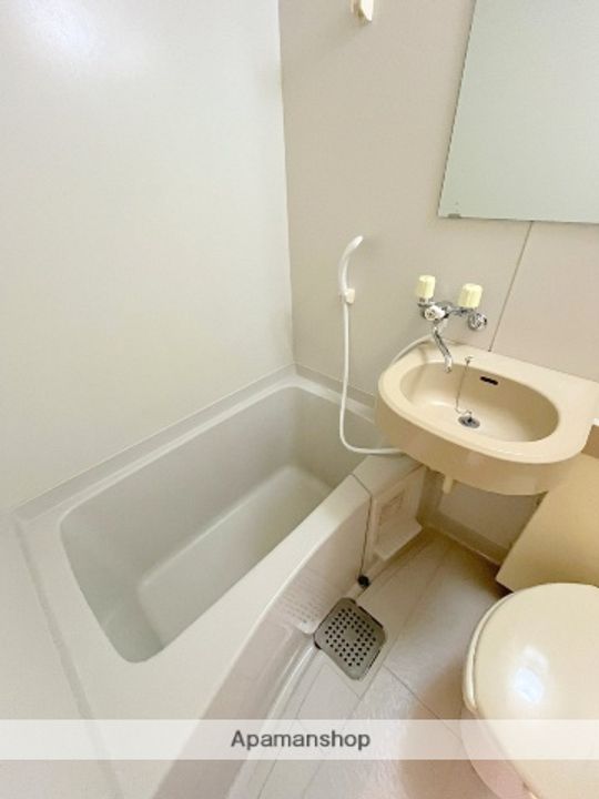 ラ・ビオラの風呂