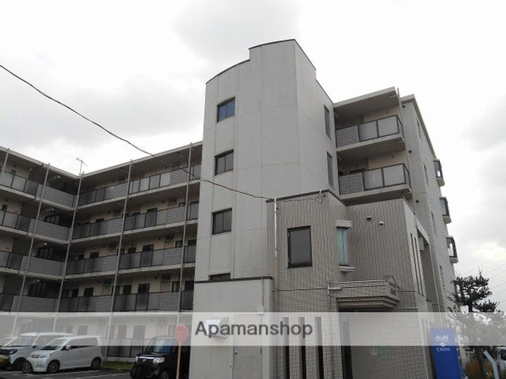 シャルル岩出206の外観