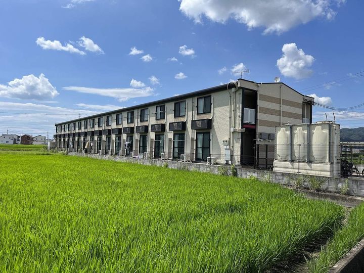 レオパレス紀水214の外観