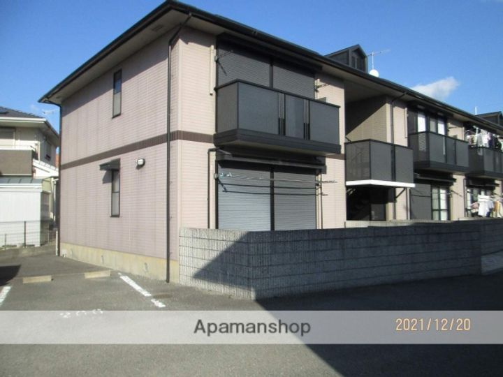 カルム・ロジュマンA棟の外観