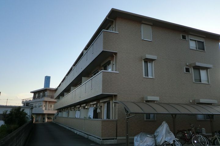 サンシャイン・ヒルズ206の外観