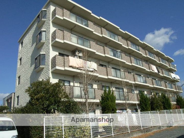 シャルル岩出206の外観