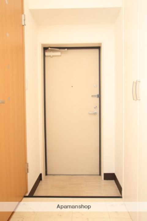 STUDIO−Iの玄関