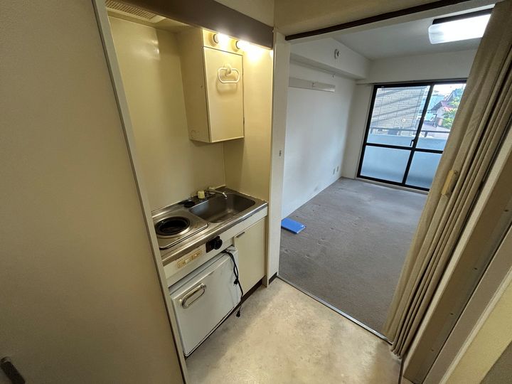 大阪府寝屋川市大利町の賃貸マンション201の内装