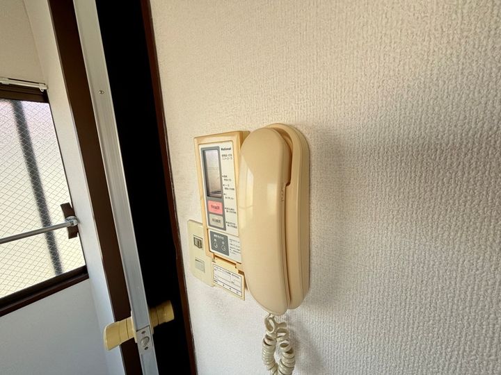 大阪府寝屋川市池田北町の賃貸マンションの内装